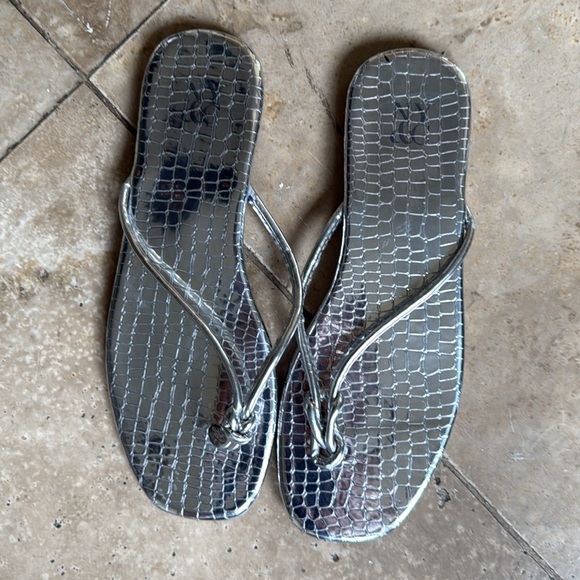 NY & C Lady silver snake print flip-flop very good condition euro 40 US 8 1/2 - Picture 9 of 9
